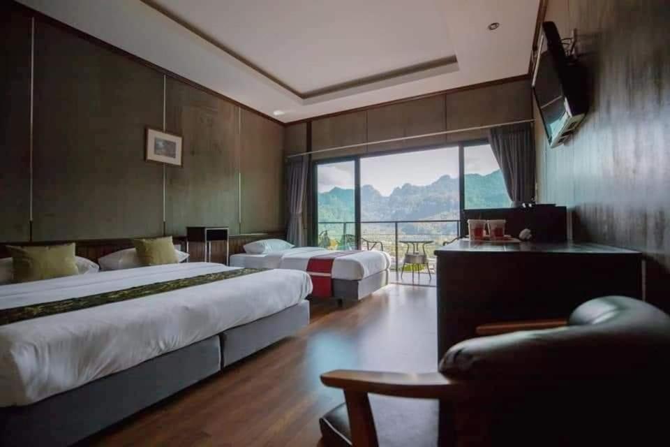 Blue Mountain Phangnga Resort Eksteriør bilde