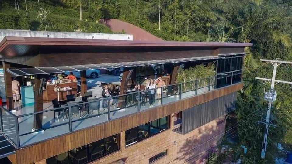 Blue Mountain Phangnga Resort Eksteriør bilde
